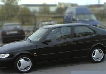 Błotnik tylny lewy Saab 900 II